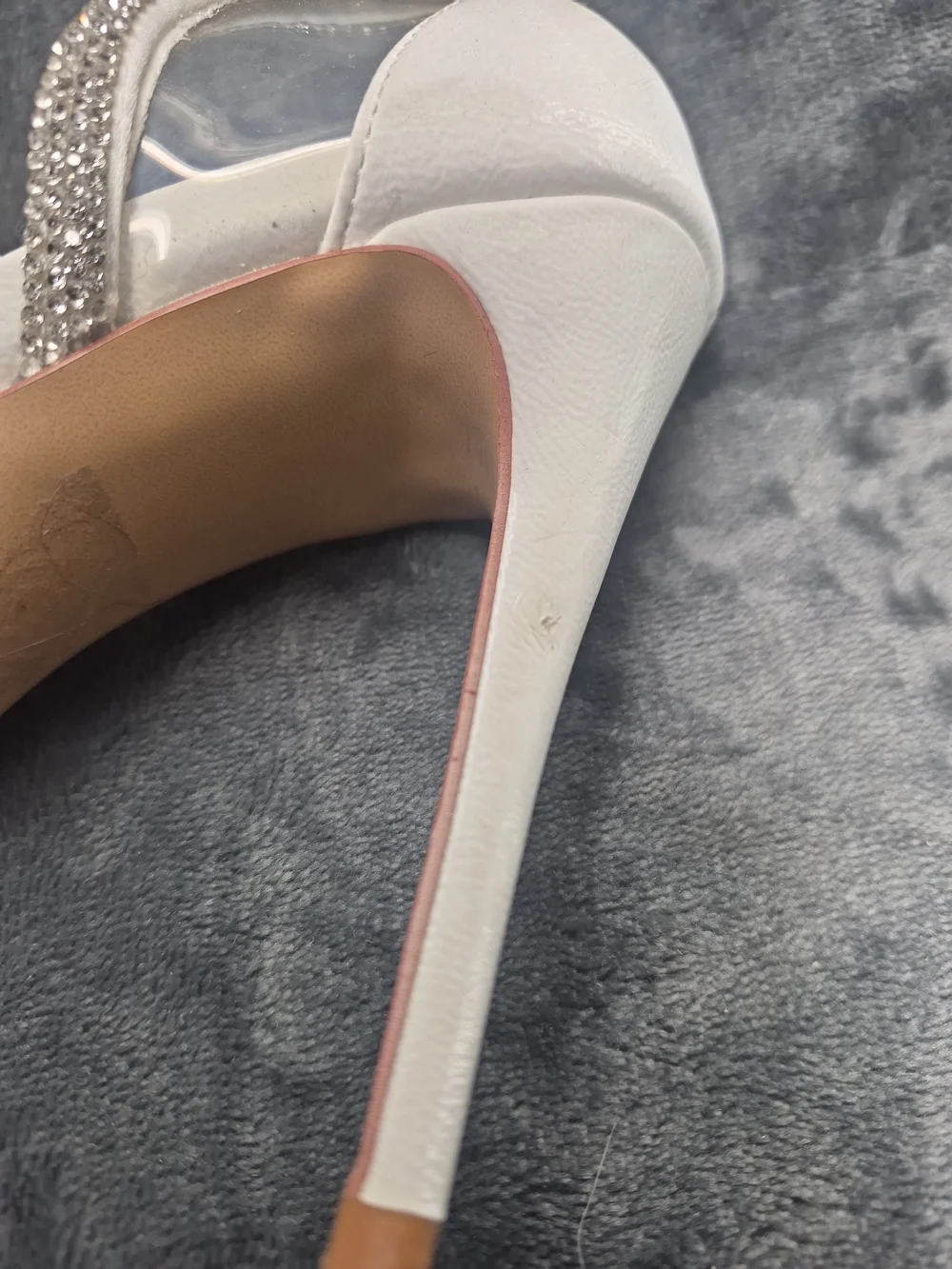 Aldo Fibeth Women's Heeled Pumps  White Pointed Shimmering Rhinestone  Size 8